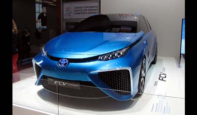 Toyota FCV Hydrogen Fuel Cell Electric Concept and Interview with Yoshikazu Tanaka 9